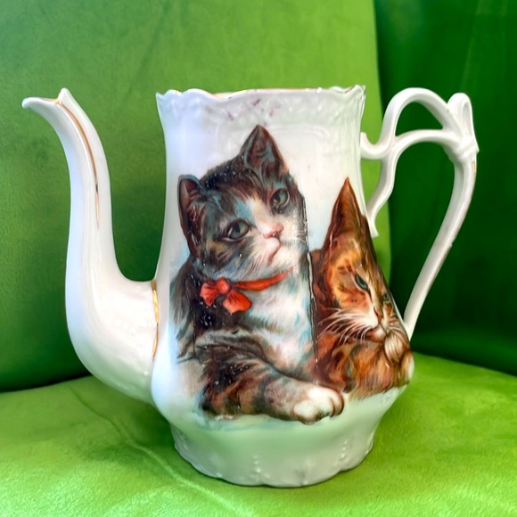 CAT TEAPOT Creamer / 
Unique Handles - Picture 5 of 5